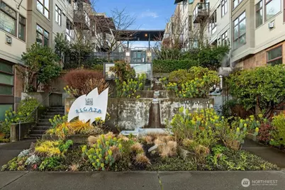 1760 N Northlake Way #521, Seattle, WA 98103 - Photo 3