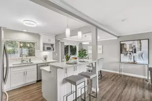 12026 NE 99th Ln, Kirkland, WA 98033 - Photo 1