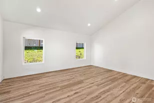 1215 Rolling Hills Dr, Port Angeles, WA 98363 - Photo 15