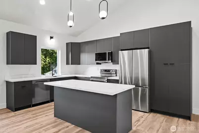 1215 Rolling Hills Drive, Port Angeles, WA 98363 - Photo 11