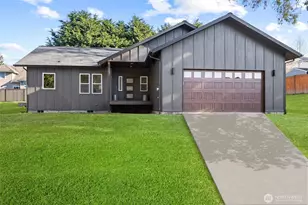 1215 Rolling Hills Dr, Port Angeles, WA 98363 - Photo 3