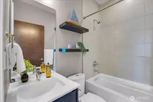 3001 60th Ave SW, Seattle, WA 98116 - Photo 23