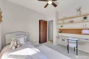 3001 60th Ave SW, Seattle, WA 98116 - Photo 23