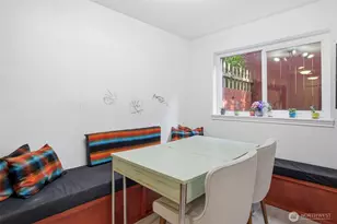 4525 S Henderson St, Seattle, WA 98118 - Photo 7