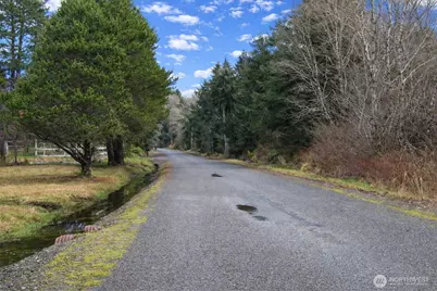 218 Bowes Road, Hoquiam, WA 98550 - Photo 7