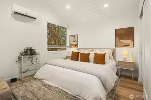 7030 Mary Ave NW, Seattle, WA 98117 - Photo 13