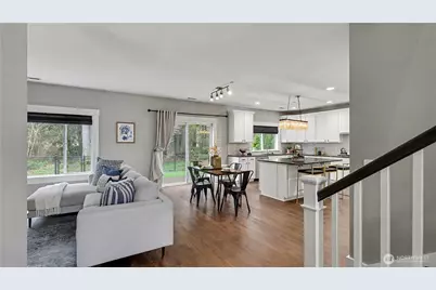 15549 SE 160th Place, Renton, WA 98058 - Photo 5