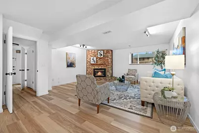 19332 53rd Avenue NE, Lake Forest Park, WA 98155 - Photo 21