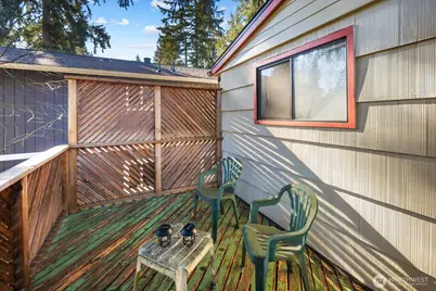 14044 Lenora Place N, Seattle, WA 98133 - Photo 9