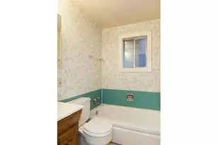 14044 Lenora Pl N, Seattle, WA 98133 - Photo 23