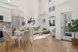 9518 Interlake Ave N, Seattle, WA 98103 - Photo 13