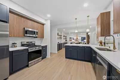 3708 Schmitz Avenue SW, Seattle, WA 98116 - Photo 13