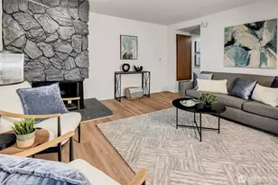 9517 NE 180th St, Bothell, WA 98011 - Photo 3