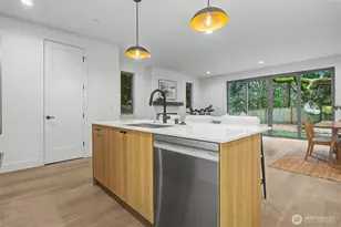 11251 108th Ave NE, Kirkland, WA 98033 - Photo 15