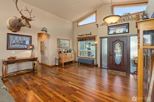 1433 Country Club Dr, Camano Island, WA 98282 - Photo 17