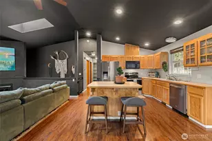 798 W Rd, Sedro Woolley, WA 98284 - Photo 5