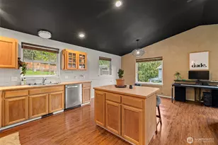 798 W Rd, Sedro Woolley, WA 98284 - Photo 3