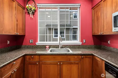 11023 SE 240th Street #H1, Kent, WA 98031 - Photo 13