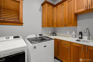 20413 Church Lake Dr E, Bonney Lake, WA 98391 - Photo 19