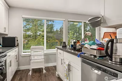 21404 46th Place W, Mountlake Terrace, WA 98043 - Photo 21