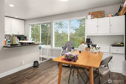 21404 46th Place W, Mountlake Terrace, WA 98043 - Photo 19