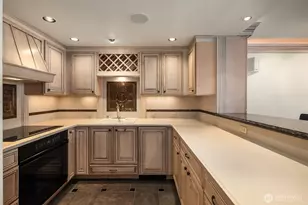 2125 1st Ave S, Seattle, WA 98121 - Photo 3