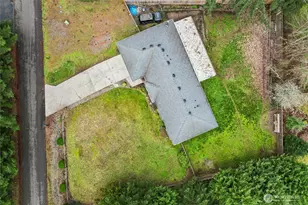 11404 208th Ave E, Bonney Lake, WA 98391 - Photo 31