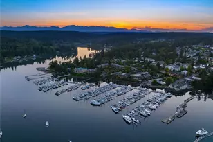 141 Parfitt Way SW, Bainbridge Island, WA 98110 - Photo 15