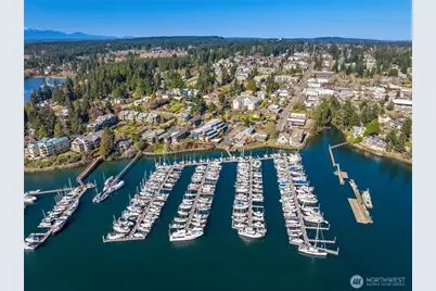 141 Parfitt Way SW #B41, Bainbridge Island, WA 98110 - Photo 9