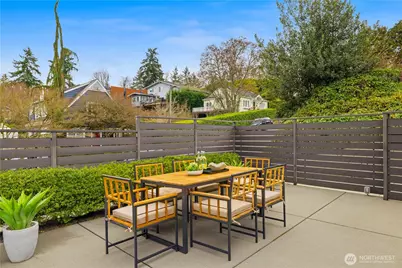 1531 36th Avenue S, Seattle, WA 98144 - Photo 9