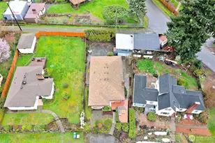 11027 Auburn Ave S, Seattle, WA 98178 - Photo 33