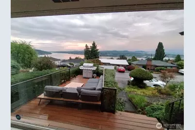 11027 Auburn Avenue S, Seattle, WA 98178 - Photo 35