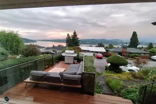 11027 Auburn Ave S, Seattle, WA 98178 - Photo 35