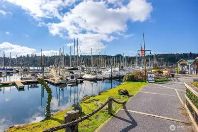 141 Parfitt Way SW #C36, Bainbridge Island, WA 98110 - Photo 17