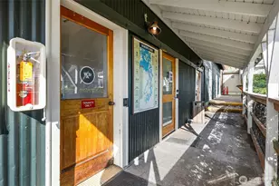 141 Parfitt Way SW, Bainbridge Island, WA 98110 - Photo 23