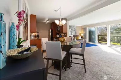 2500 81st Ave SE #319, Mercer Island, WA 98040 - Photo 9