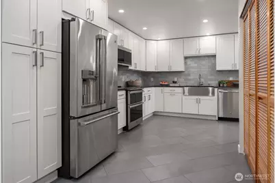 6070 Seward Park Avenue S, Seattle, WA 98118 - Photo 25