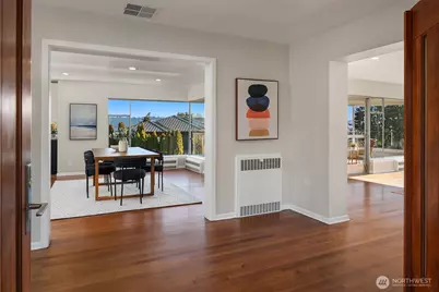 6070 Seward Park Avenue S, Seattle, WA 98118 - Photo 5