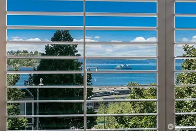 2801 1st Avenue #113, Seattle, WA 98121 - Photo 3