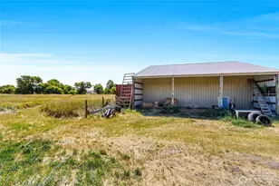 749 NE North Ave, Wilbur, WA 99185 - Photo 37
