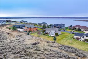 7298 Dune Lake Rd SE, Moses Lake, WA 98837 - Photo 3