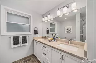 10612 157th Ave NE, Redmond, WA 98052 - Photo 9