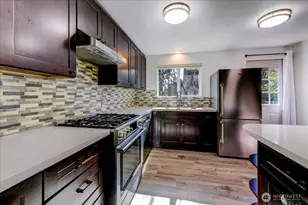 11242A Fremont Ave N, Seattle, WA 98133 - Photo 3