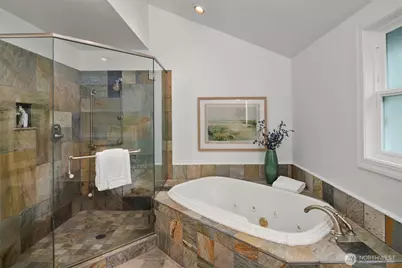 16005 NE 160th Street, Woodinville, WA 98072 - Photo 23