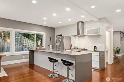 1312 211th Avenue NE, Sammamish, WA 98074 - Photo 9