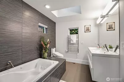 1312 211th Avenue NE, Sammamish, WA 98074 - Photo 23