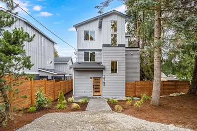 10702 Linden Avenue N, Seattle, WA 98133 - Photo 1