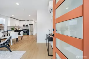 904 N 107th St, Seattle, WA 98133 - Photo 3