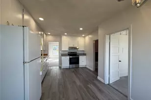 409 E Lopez Ave, Port Angeles, WA 98362 - Photo 5