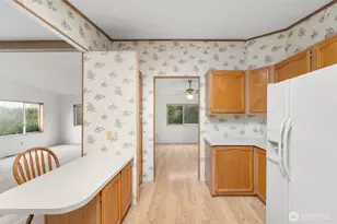 836 Harman Way S, Orting, WA 98360 - Photo 9